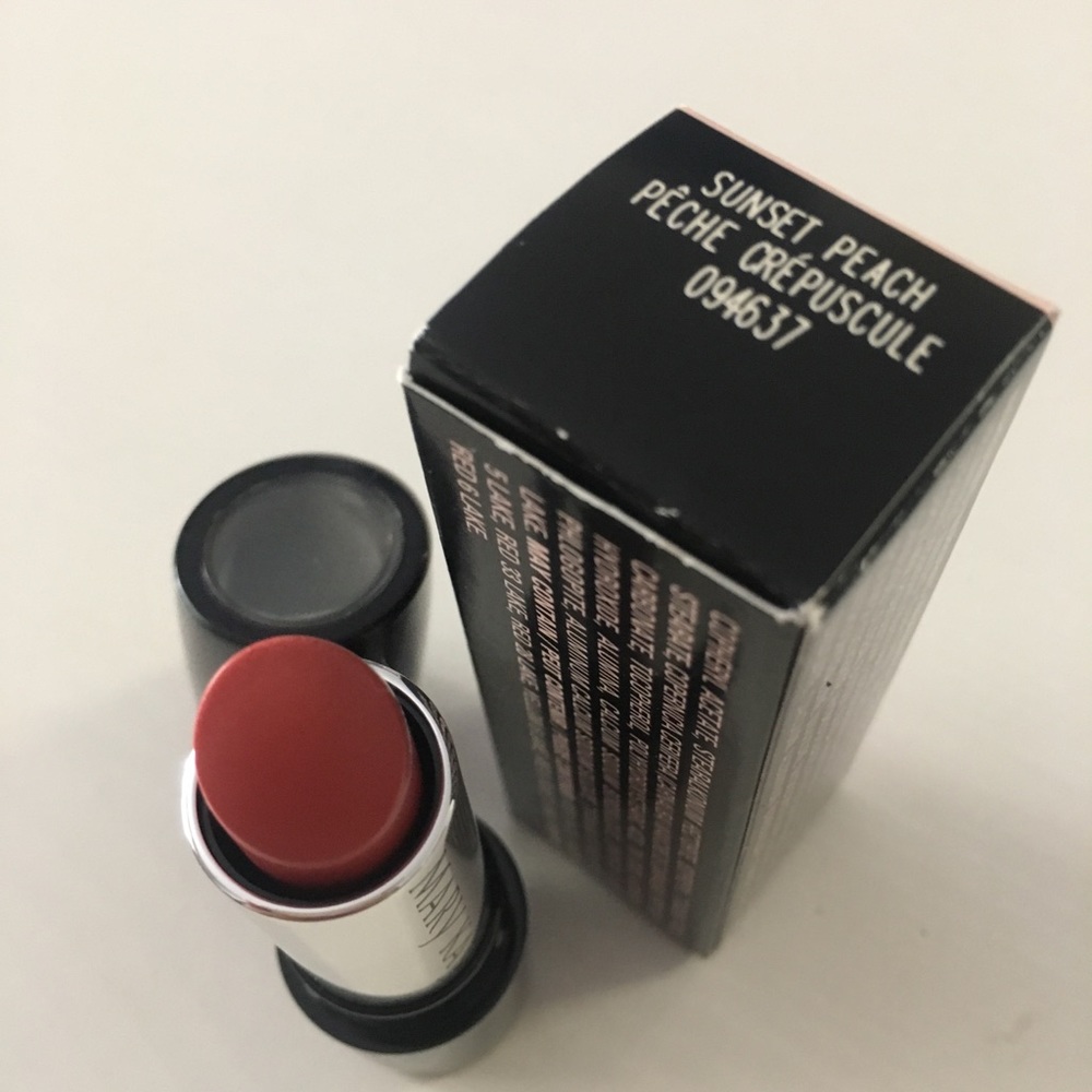 Semi-Shine Lipstick: Sunset Peach